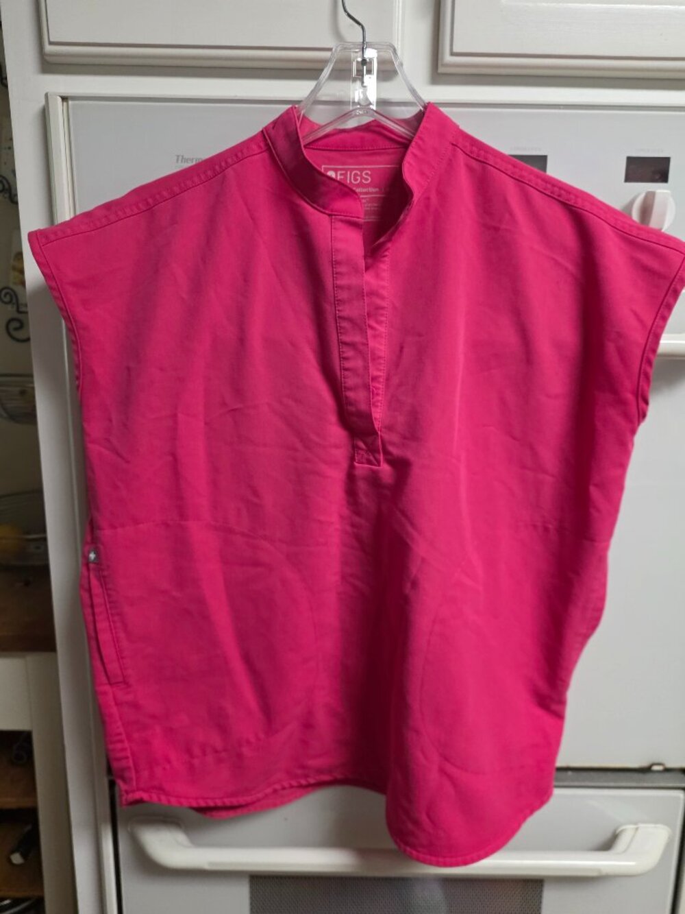 FIGS Women's Rafaela Oversized Scrub Top Shocking Pink